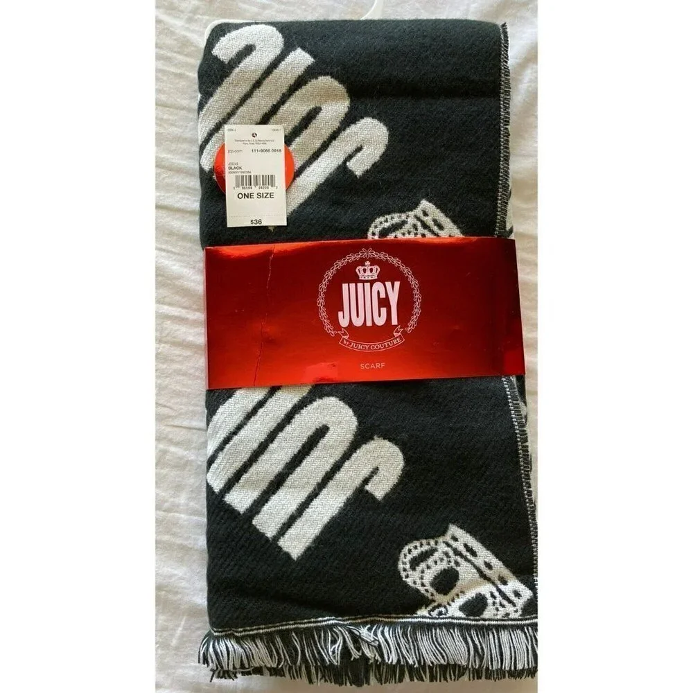 Juicy Couture NWT Black White Crown Juicy Spellout 72”‎ Knit Scarf